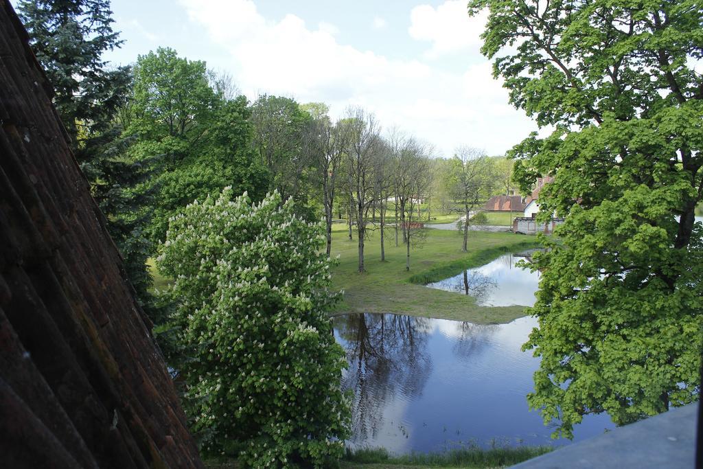 Jaunpils Castle Hotel Esterno foto